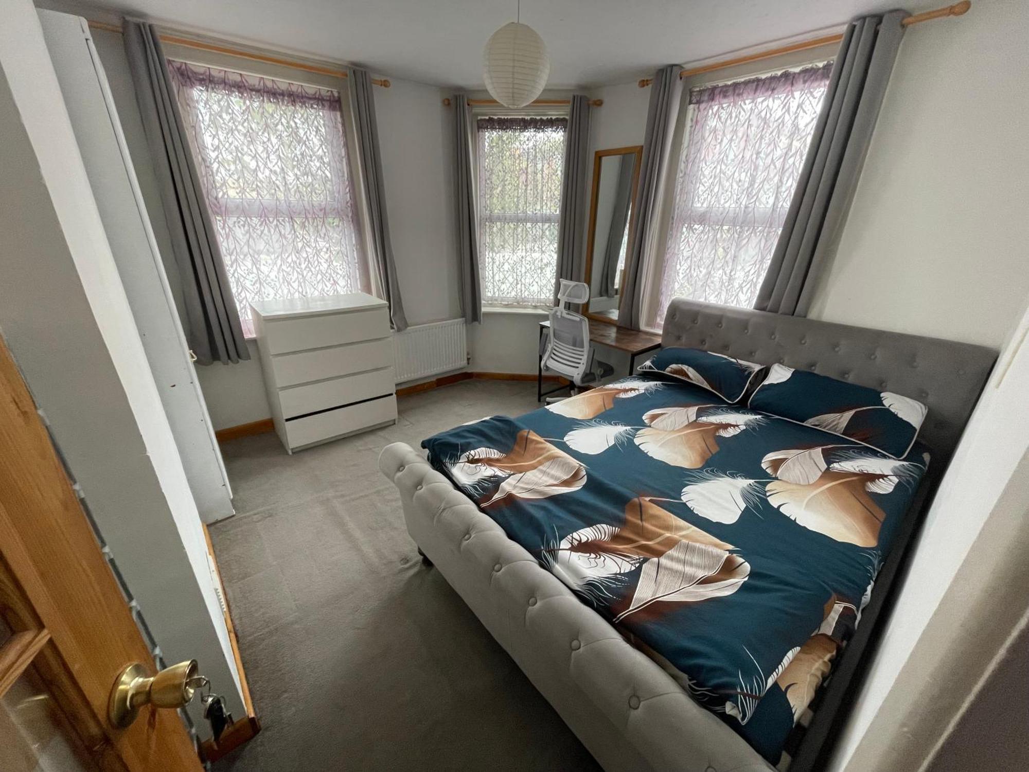 South Coast Guest With Free Parking * Пул