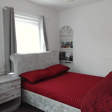 South Coast Guest Rooms With Free Parking Poole Exterior photo