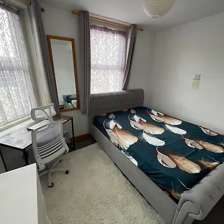 South Coast Guest Rooms With Free Parking Poole Exterior photo