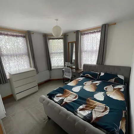 South Coast Guest Rooms With Free Parking Poole Exterior photo