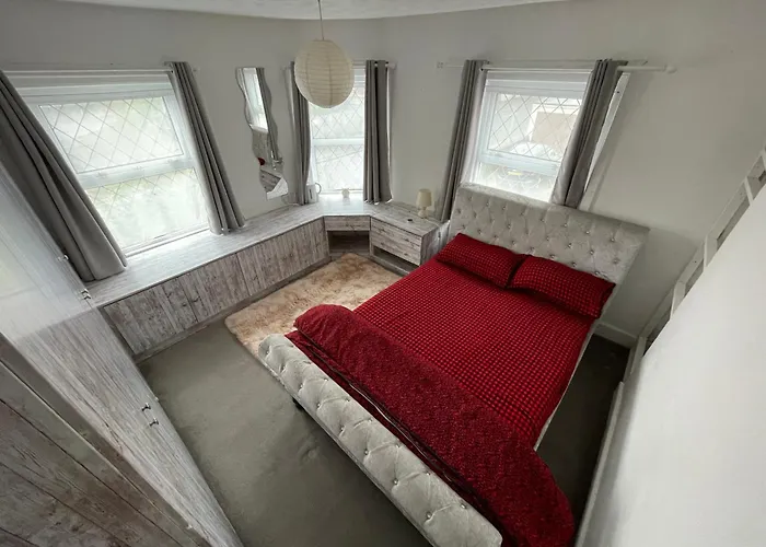 South Coast Guest Rooms With Free Parking