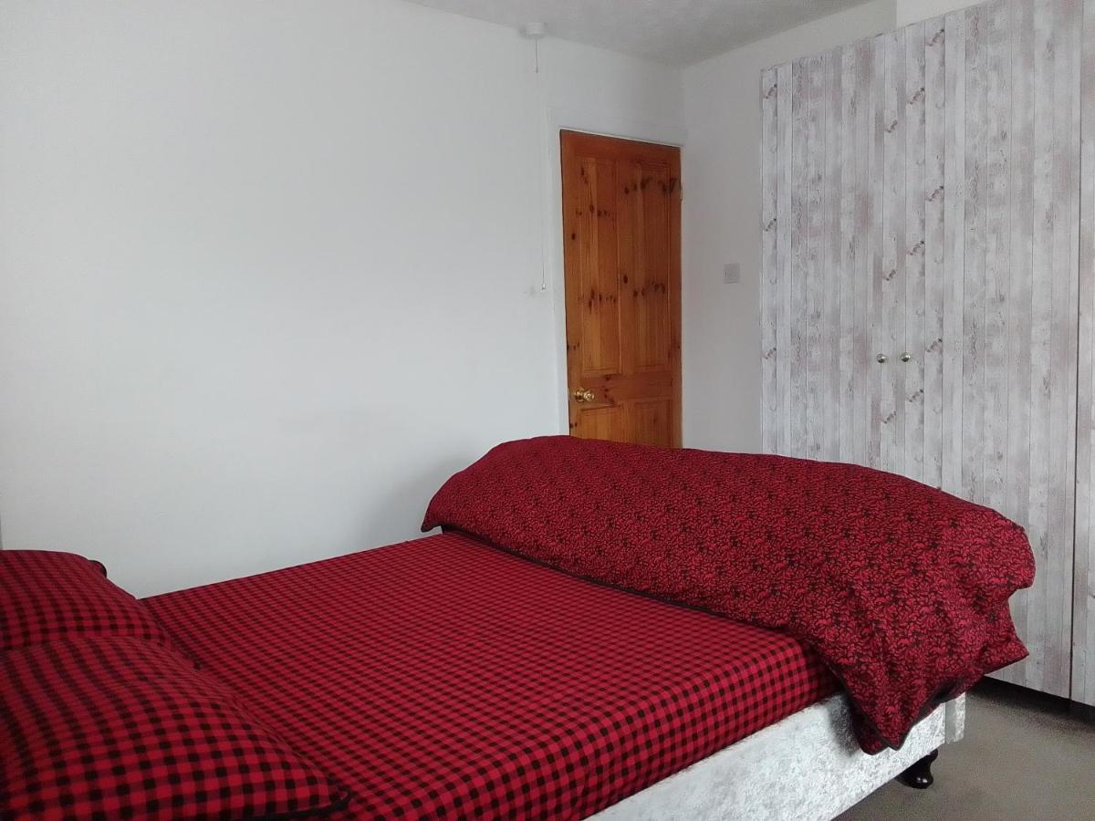 South Coast Guest With Free Parking Homestay Poole